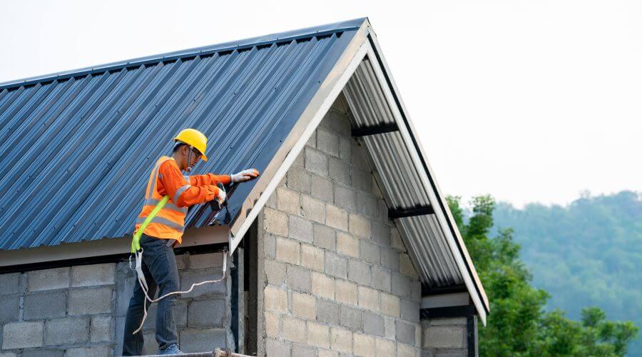 Professional residential roofers in Star City, AR